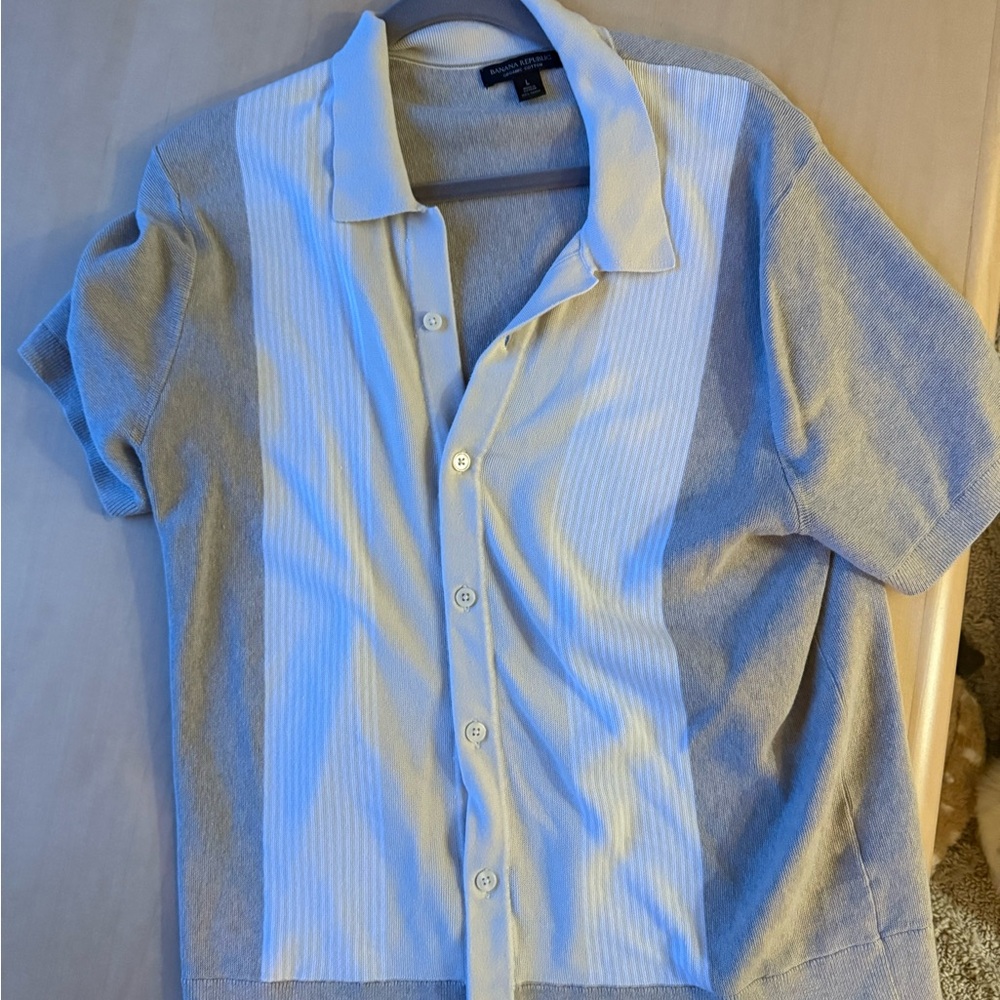 Banana Republic Gray and White Polo Shirt